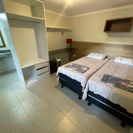 Enjoy Hostel E Pousada 阿拉卡茹 外观 照片